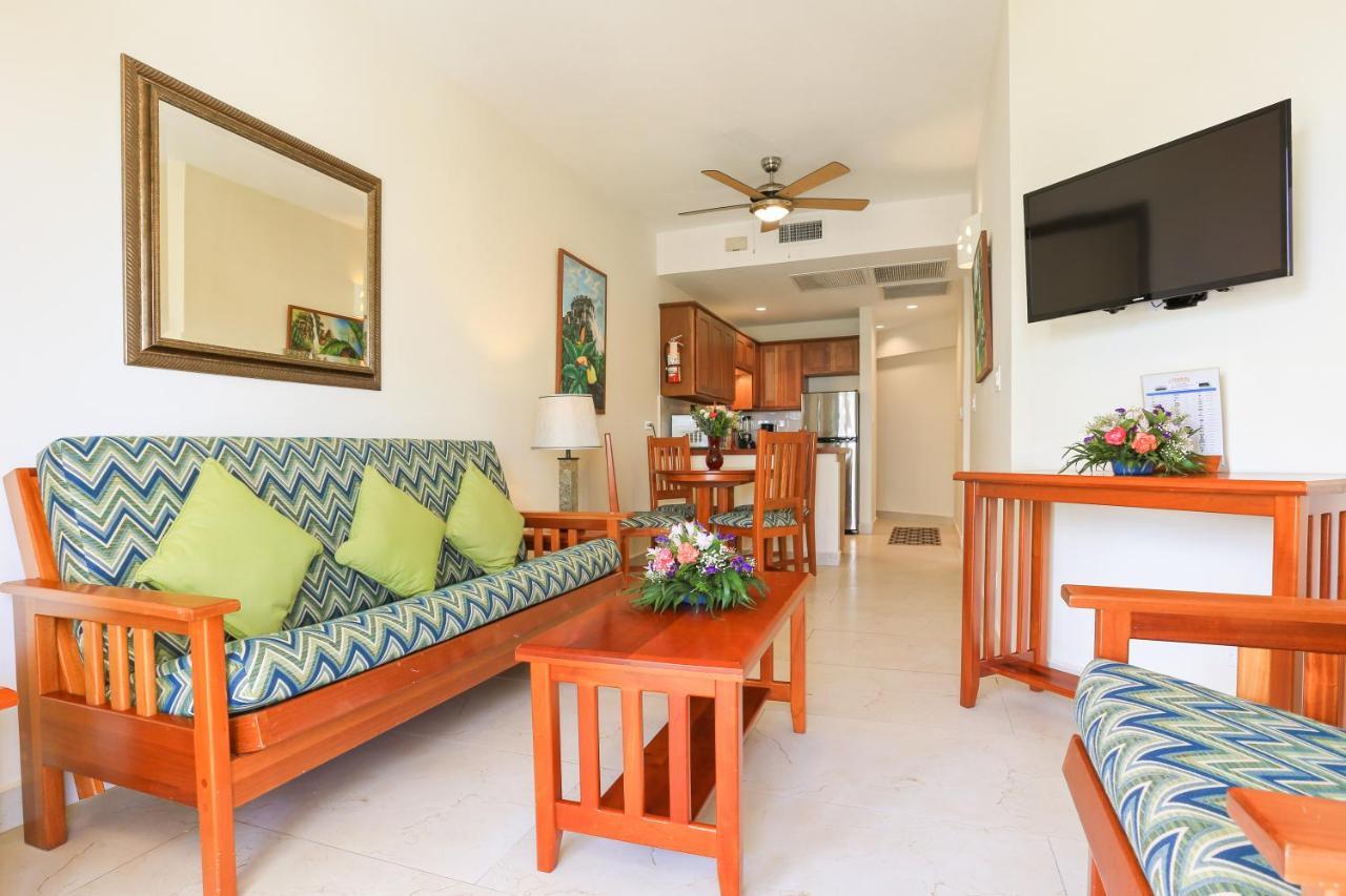 Sunbreeze Suites San Pedro  Exteriör bild